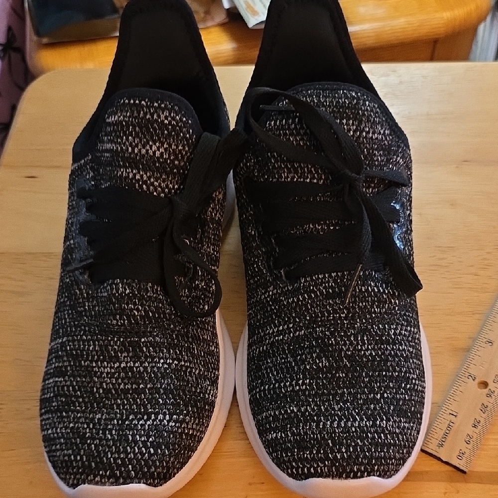 Athletic Works Black Memory Foam Sneakers